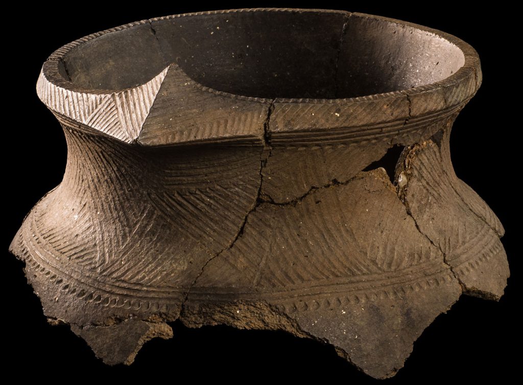 Ceramic vessel, c. 1450–1500 C.E. (Huron-Wendat).